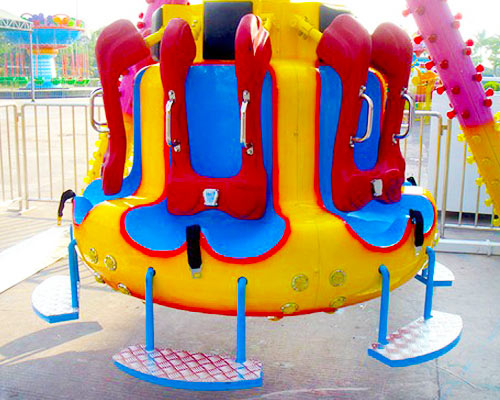 mini frisbee ride for children