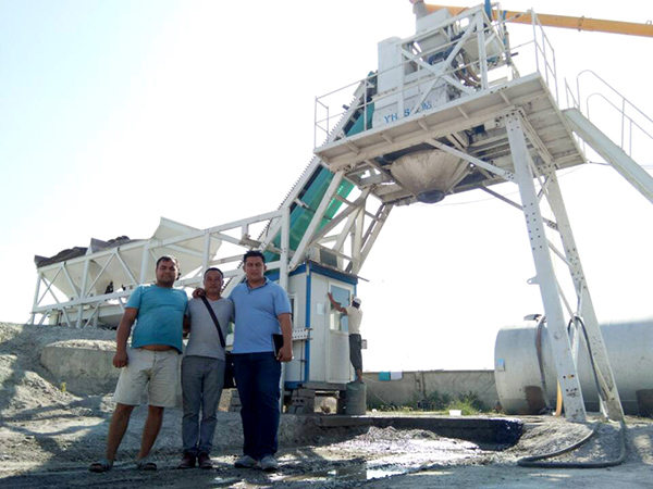 Mobile type of concrete plant